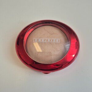 ONE/SIZE Bouclé silk powder